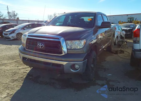 2011 Toyota Tundra Grade 4.6L V8 из США, поврежденный, VIN 5TFDM5F16BX021304